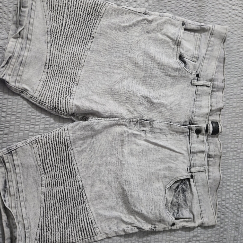 Stylish Gray Denim Shorts